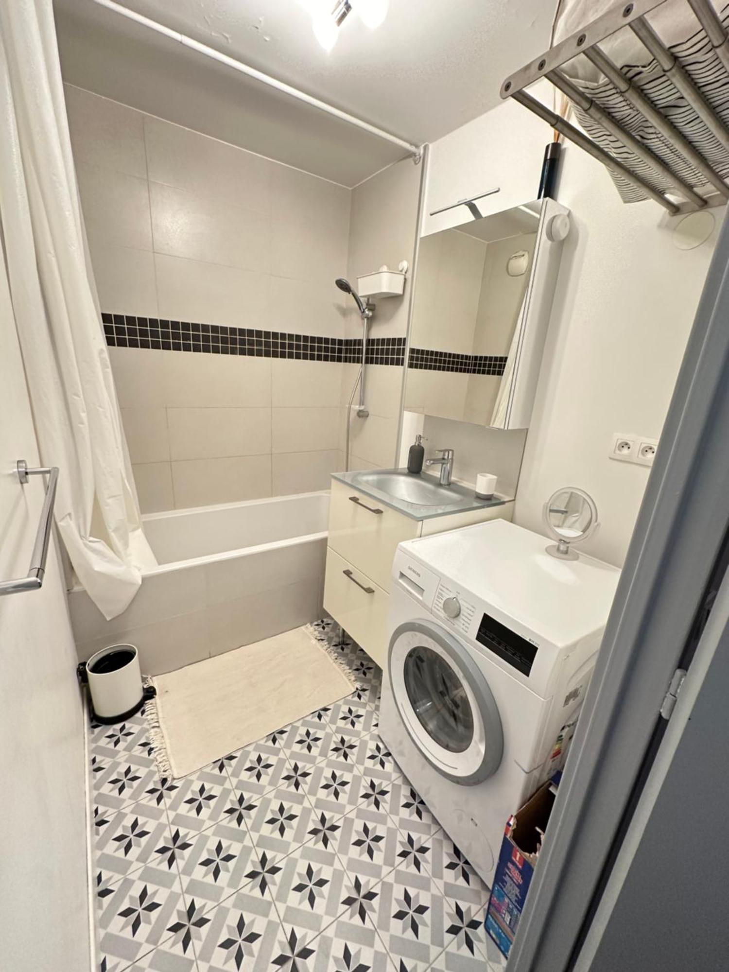 Cosy Duplex Avec Parking A Paris 19 By Immo Kit Bnb المظهر الخارجي الصورة